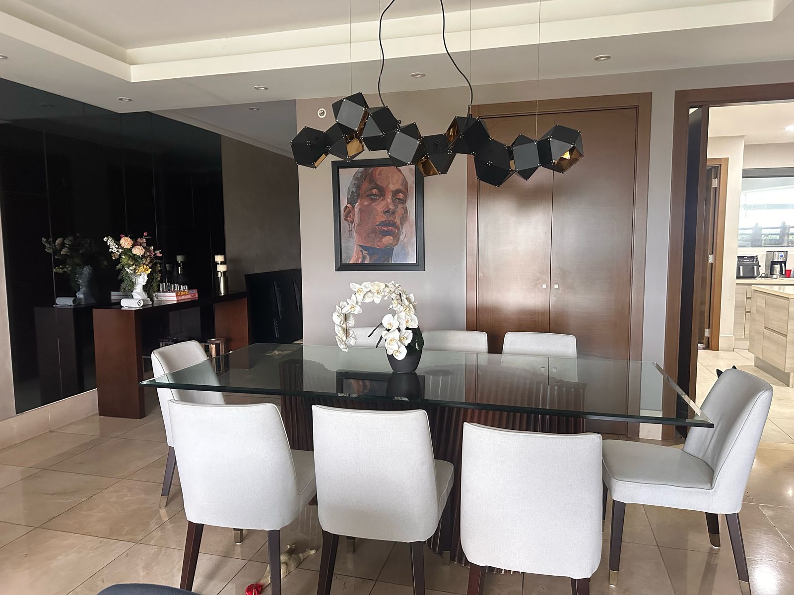 59ddc0ae-f5f4-4097-afdc-5a47705f956d