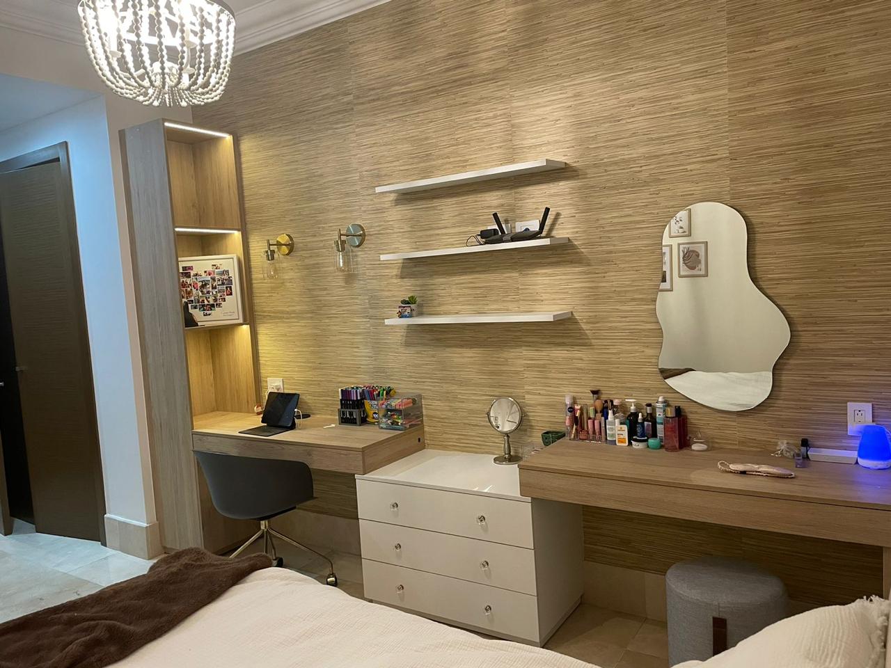 6e3af4d4-a91f-474e-8164-3424d2567e6b