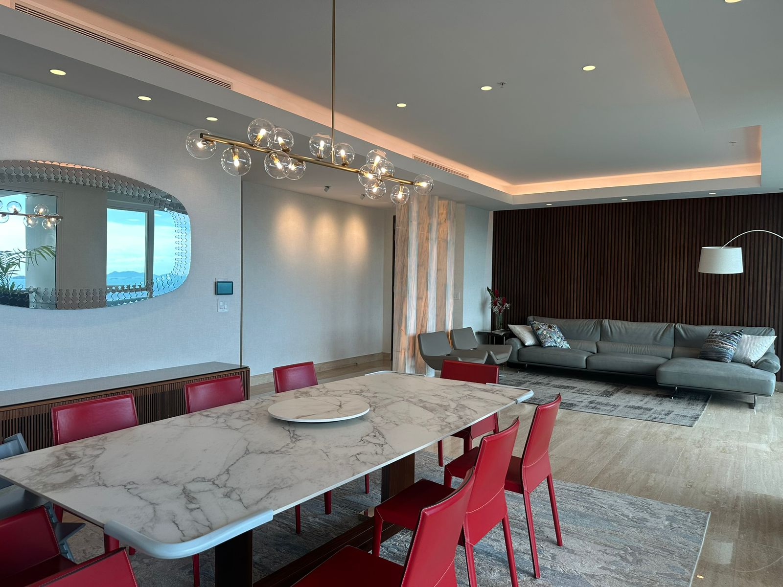 7f37947c-5aff-41f6-a691-a93a1f0fa737