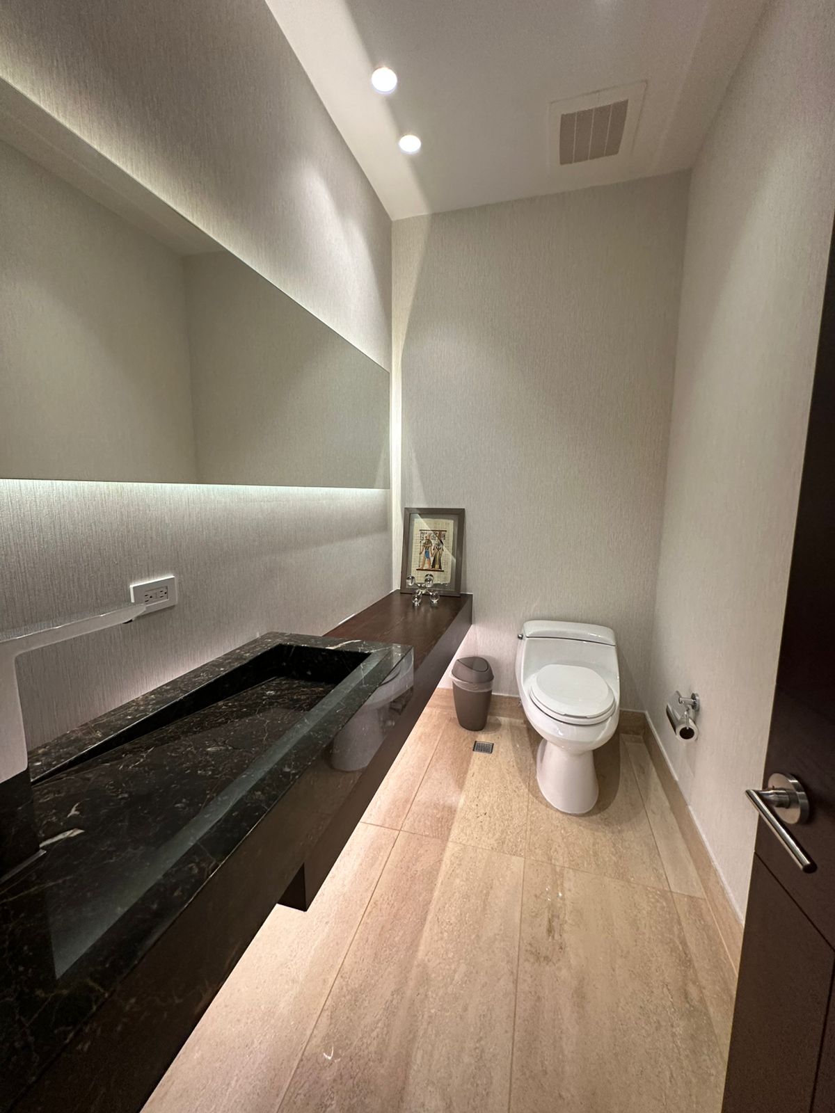 82f10bd5-bf80-4cea-b80b-35f611c4133d